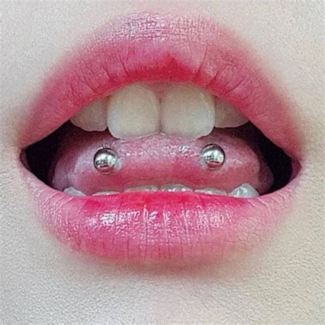 tongpiercing snake eye piercing|The Snake Eyes Tongue Piercing: What You Need to。